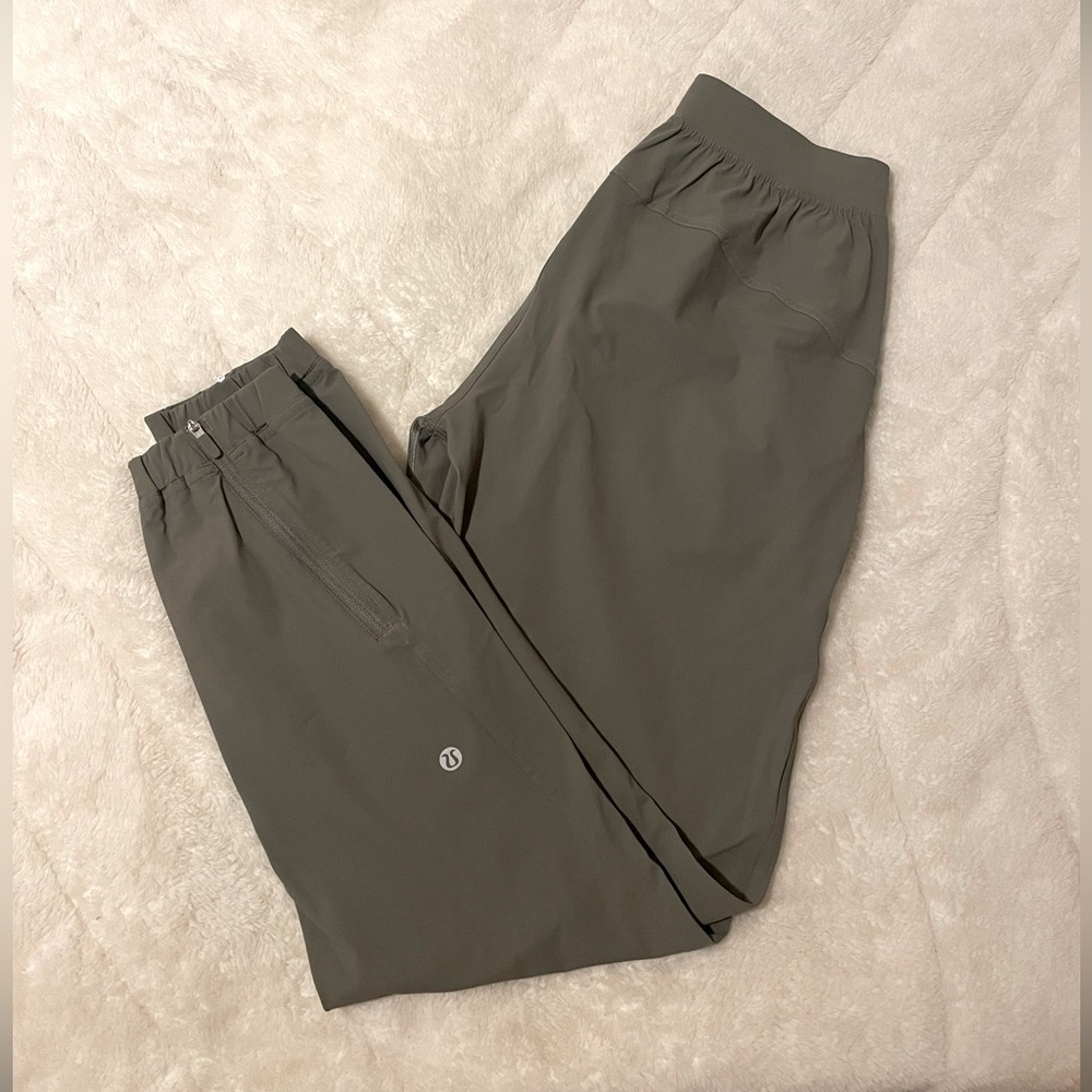 NWOT Lululemon Adapted State Joggers Rover